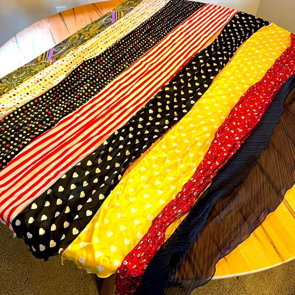 Lot of 8 Scarves / Sashes